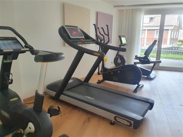 Neuro Campus Hotel Vitznau Bagian luar foto